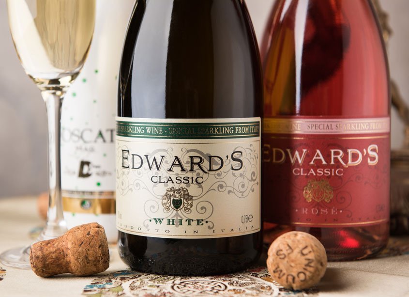 紅酒批發(fā)(fā)生意有前景嗎?