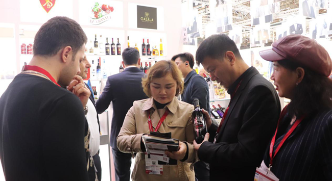 藍(lán)(lán)菲考察團(tuán)歐洲行