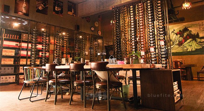 加盟紅酒專賣(mài)店要注意什么