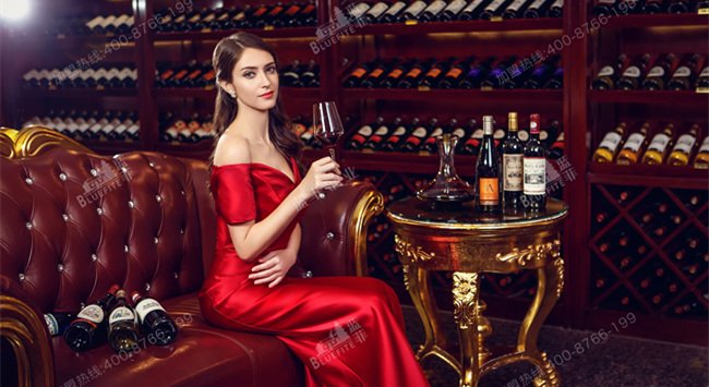 藍(lán)(lán)菲葡萄酒