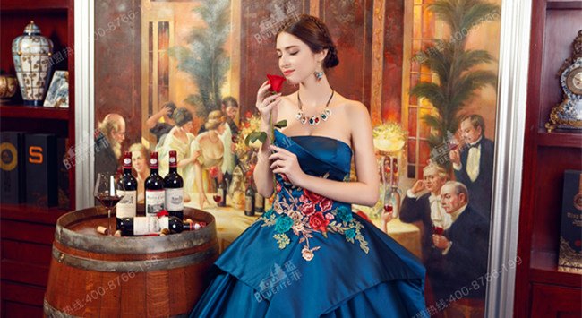 藍(lán)(lán)菲葡萄酒