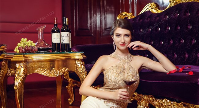 藍(lán)(lán)菲葡萄酒