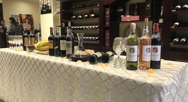 紅酒加盟店開店經(jīng)(jīng)驗(yàn)分享
